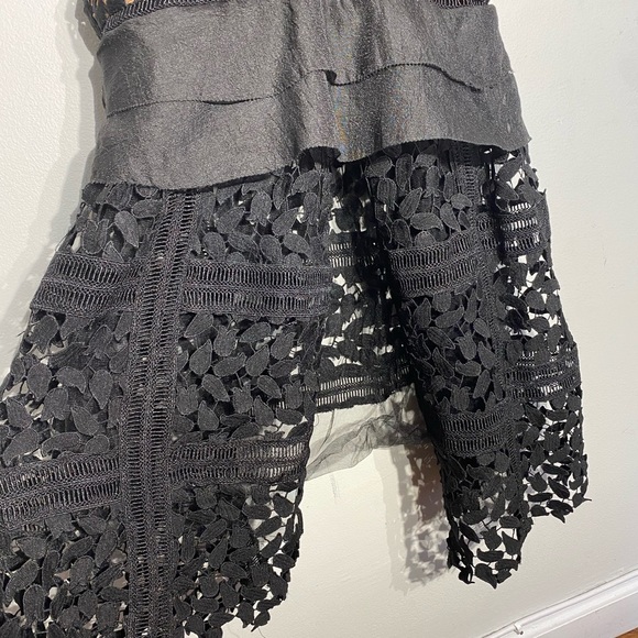 Gorgeous Lace Gown**Small $348 - Picture 8 of 8